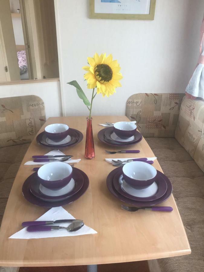 Holiday Home Bognor Regis Bagian luar foto